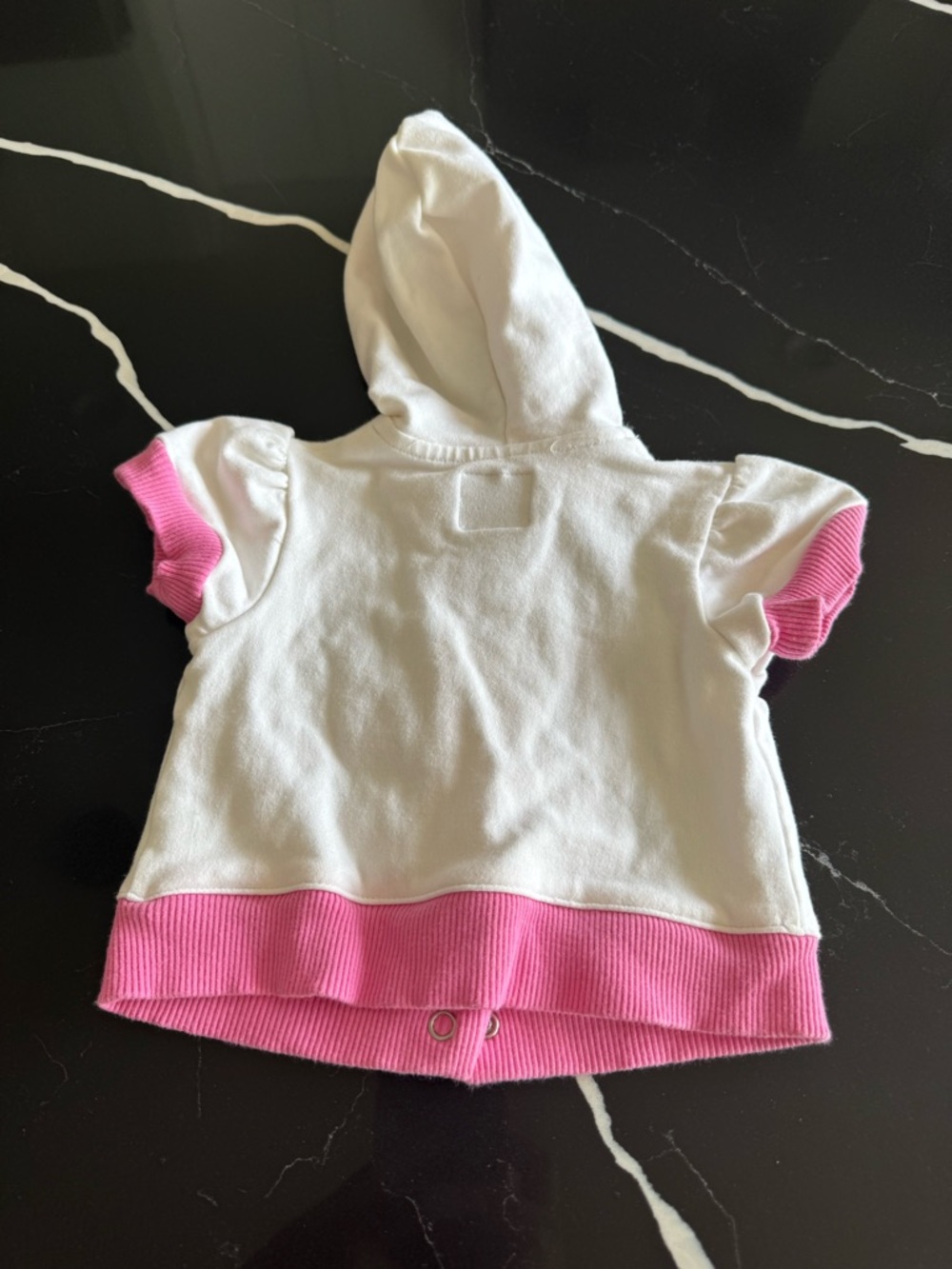 Y2K Baby GUESS White & Pink Hooded Floral Short-Sleeve Top - Picture 4 of 5